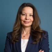 laurie vuoto headshot