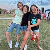 three girls at family bbq